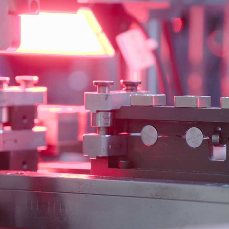 微型锂離(lí)子電池設備